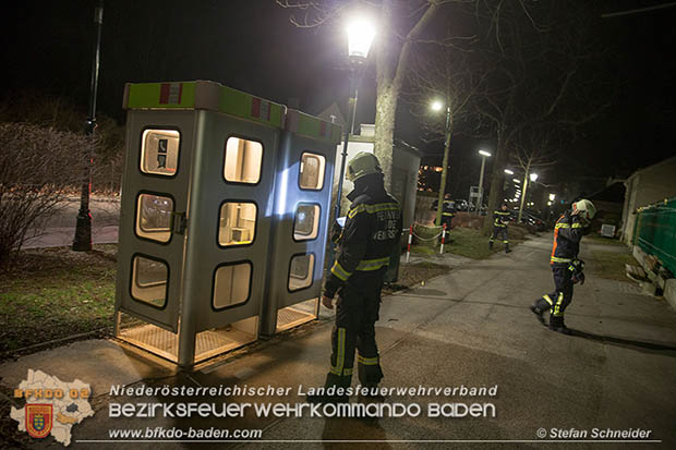 20161231 Alarmierter Kleinbrand in Baden Ortsteil Weikersdorf  Foto: © Stefan Schneider