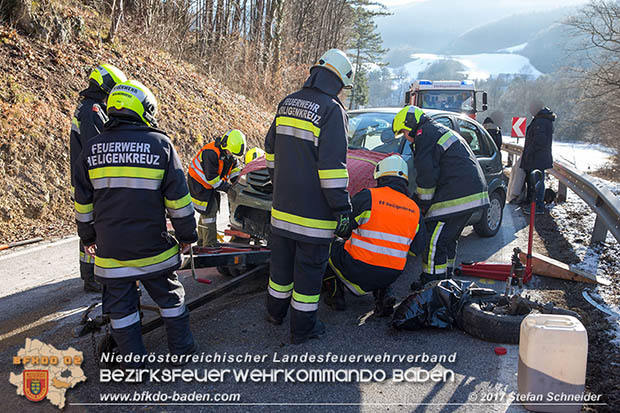 20170101 Verkehrsunfall auf der B210 im Helenental  Foto: © Stefan Schneider