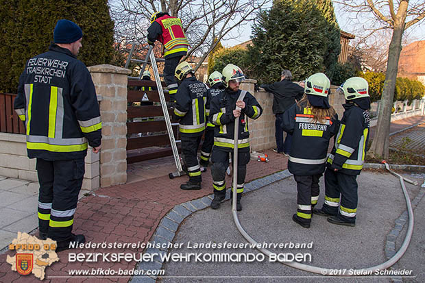 20170101 Kleinbrand in einem Garten in Traiskirchen  Foto: © Stefan Schneider