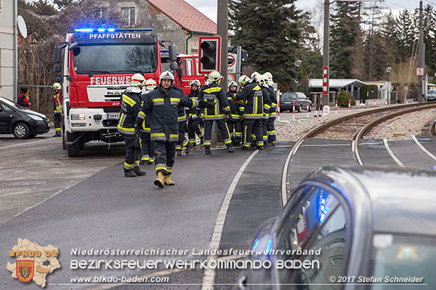 20170105 Verkehrsunfall in Pfaffstaetten Haltestelle WLB   Foto: © Stefan Schneider