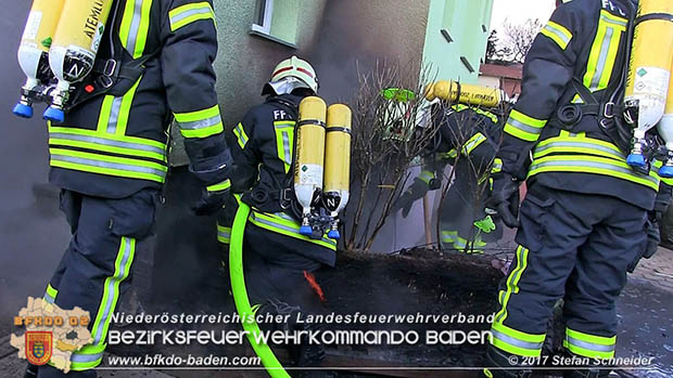 20170106 Brand bei einem Wohnhaus in Oyenhausen Foto: © Stefan Schneider 20170106 Brand bei einem Wohnhaus in Oyenhausen Foto: © Stefan Schneider