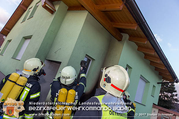 20170106 Brand bei einem Wohnhaus in Oyenhausen Foto: © Stefan Schneider 20170106 Brand bei einem Wohnhaus in Oyenhausen Foto: © Stefan Schneider