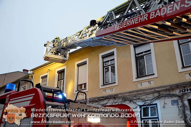 20170113 Strumschaden bei Gasthaus in Baden Foto: © Freiwillige Feuerwehr Baden-Stadt www.ffbs.at 20170113 Strumschaden bei Gasthaus in Baden Foto: © Freiwillige Feuerwehr Baden-Stadt www.ffbs.at