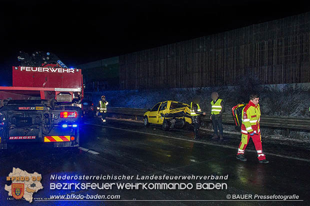 20170115 Massenunfall auf der A2 RFb Süden bei Baden Foto: © Manfred BAUER Pressefotografie 20170115 Massenunfall auf der A2 RFb Süden bei Baden Foto: © Manfred BAUER Pressefotografie