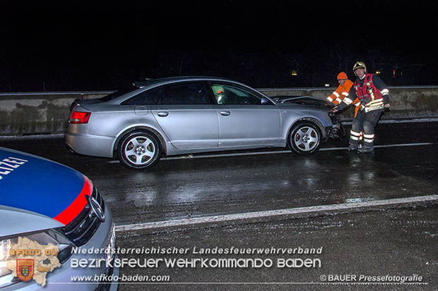 20170115 Massenunfall auf der A2 RFb Süden bei Baden Foto: © Manfred BAUER Pressefotografie 20170115 Massenunfall auf der A2 RFb Süden bei Baden Foto: © Manfred BAUER Pressefotografie