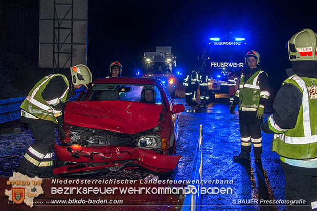 20170115 Massenunfall auf der A2 RFb Süden bei Baden Foto: © Manfred BAUER Pressefotografie 20170115 Massenunfall auf der A2 RFb Süden bei Baden Foto: © Manfred BAUER Pressefotografie