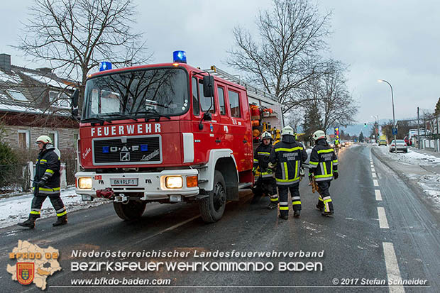 20170118 Verkehrsunfall aufder LB212 im Ortsgebiet von Sooss Foto: Stefan Schneider 20170118 Verkehrsunfall aufder LB212 im Ortsgebiet von Sooss Foto: Stefan Schneider