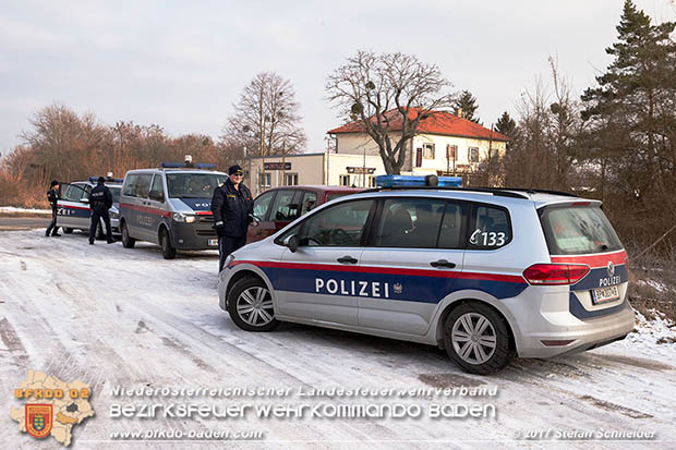 20170118 Sprengungen an einem alten Gebäude in Blumau zwecks Forschungsprojekt des AIT-AUSTRIAN INSTITUTE OF TECHNOLOGY Foto: © Stefan Schneider BFK Baden 20170118 Sprengungen an einem alten Gebäude in Blumau zwecks Forschungsprojekt des AIT-AUSTRIAN INSTITUTE OF TECHNOLOGY Foto: © Stefan Schneider BFK Baden