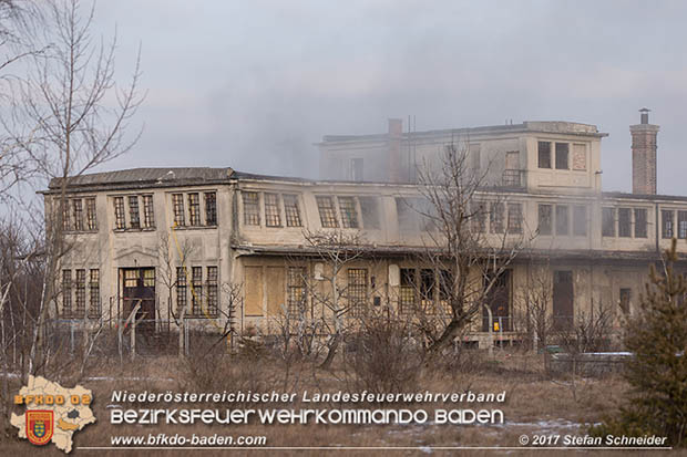 20170118 Sprengungen an einem alten Gebäude in Blumau zwecks Forschungsprojekt des AIT-AUSTRIAN INSTITUTE OF TECHNOLOGY Foto: © Stefan Schneider BFK Baden 20170118 Sprengungen an einem alten Gebäude in Blumau zwecks Forschungsprojekt des AIT-AUSTRIAN INSTITUTE OF TECHNOLOGY Foto: © Stefan Schneider BFK Baden