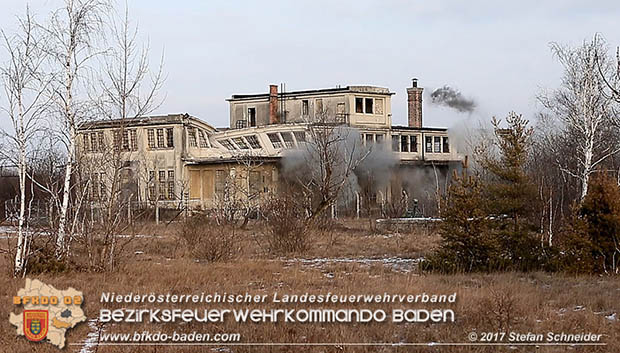 20170118 Sprengungen an einem alten Gebäude in Blumau zwecks Forschungsprojekt des AIT-AUSTRIAN INSTITUTE OF TECHNOLOGY  Foto: © Stefan Schneider BFK Baden