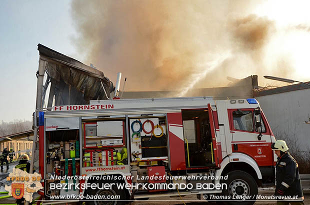 20170122 Großbrand bei Logistik Unternehmen in Wimpassing a.d.Leitha Bgld. Foto: © Thomas Lenger Monatsrevue.at 20170122 Großbrand bei Logistik Unternehmen in Wimpassing a.d.Leitha Bgld. Foto: © Thomas Lenger Monatsrevue.at
