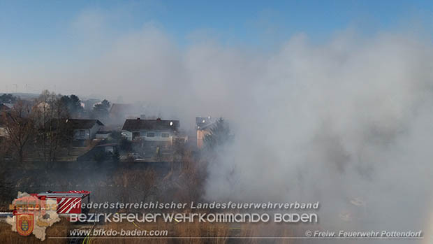 20170122 Großbrand bei Logistik Unternehmen in Wimpassing a.d.Leitha Bgld. Foto: © Freiwillige Feuerwehr Pottendorf 20170122 Großbrand bei Logistik Unternehmen in Wimpassing a.d.Leitha Bgld. Foto: © Freiwillige Feuerwehr Pottendorf
