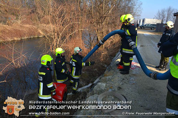 20170122 Großbrand bei Logistik Unternehmen in Wimpassing a.d.Leitha Bgld. Foto: © FF Wampersdorf / Christian Blüml 20170122 Großbrand bei Logistik Unternehmen in Wimpassing a.d.Leitha Bgld. Foto: © FF Wampersdorf / Christian Blüml