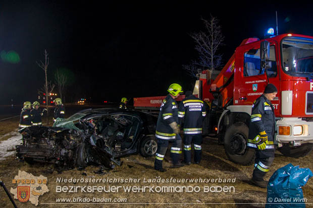 20170129 Folgenschwerer Verkehrsunfall mit zwei Toten auf der Landestrasse 4040 Leobersdorf-Sollenau  Foto: © Daniel Wirth