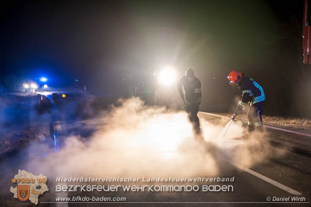 20170129 Folgenschwerer Verkehrsunfall mit zwei Toten auf der Landestrasse 4040 Leobersdorf-Sollenau  Foto: © Daniel Wirth
