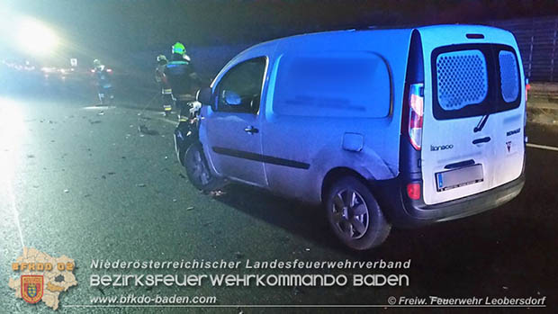 20170130 Massenunfall auf der A2 bei Kottingbrunn RFb Wien  Foto: © Freiwillige Feuerwehr Leobersdorf