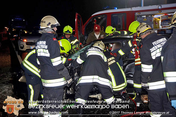 20170202 Schwerer Verkehrsunfall mit eingeklemmter Person  LB16 X L156 Trumau  Foto: © Thomas Lenger Monatsrevue.at