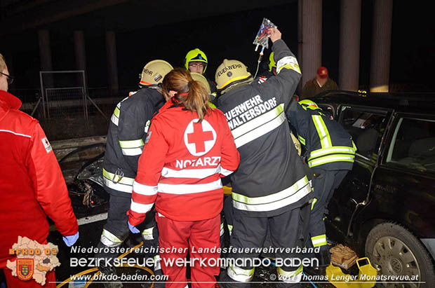 20170202 Schwerer Verkehrsunfall mit eingeklemmter Person LB16 X L156 Trumau Foto: © Thomas Lenger Monatsrevue.at 20170202 Schwerer Verkehrsunfall mit eingeklemmter Person LB16 X L156 Trumau Foto: © Thomas Lenger Monatsrevue.at