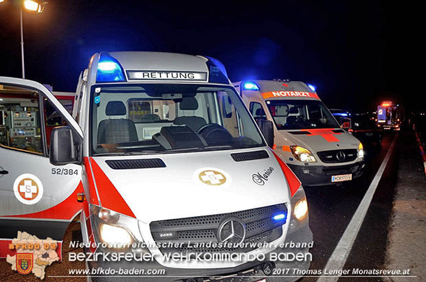 20170202 Schwerer Verkehrsunfall mit eingeklemmter Person LB16 X L156 Trumau Foto: © Thomas Lenger Monatsrevue.at 20170202 Schwerer Verkehrsunfall mit eingeklemmter Person LB16 X L156 Trumau Foto: © Thomas Lenger Monatsrevue.at
