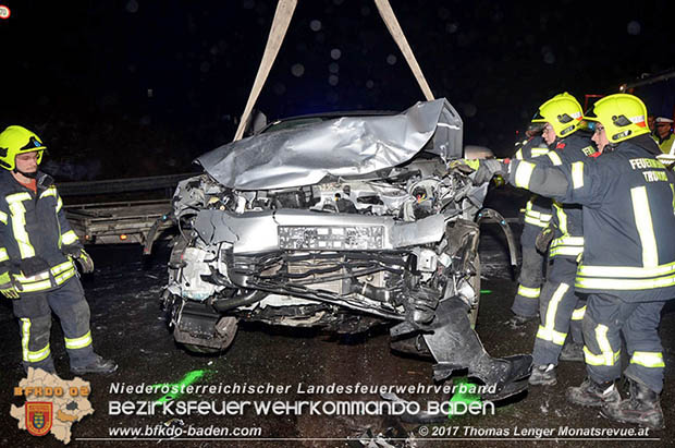 20170202 Schwerer Verkehrsunfall mit eingeklemmter Person LB16 X L156 Trumau Foto: © Thomas Lenger Monatsrevue.at 20170202 Schwerer Verkehrsunfall mit eingeklemmter Person LB16 X L156 Trumau Foto: © Thomas Lenger Monatsrevue.at