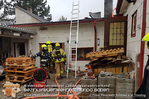 20170206 Brandeinsatz in Kottingbrunn  Foto:© Wolfgang Zöchling-Schlemmer u. Lukas Plank FF Schönau a.d.Triesting