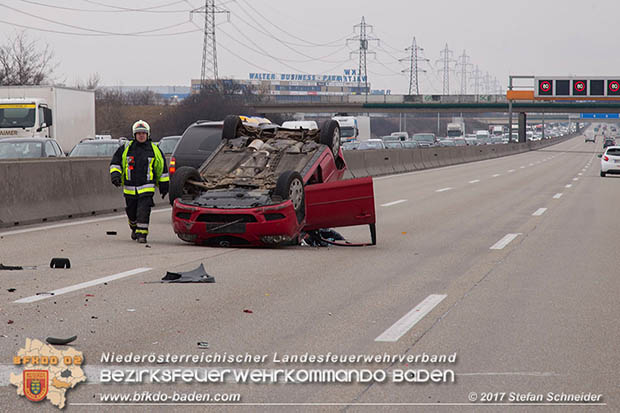 20170210 Massenunfall auf der A2 Südautobahn RFb Wien  Foto: © Stefan Schneider BFK Baden