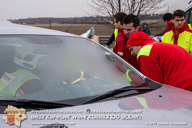 20170210 Massenunfall auf der A2 Südautobahn RFb Wien Foto: © Stefan Schneider BFK Baden