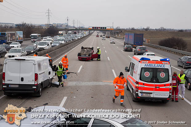 20170210 Massenunfall auf der A2 Südautobahn RFb Wien Foto: © Stefan Schneider BFK Baden