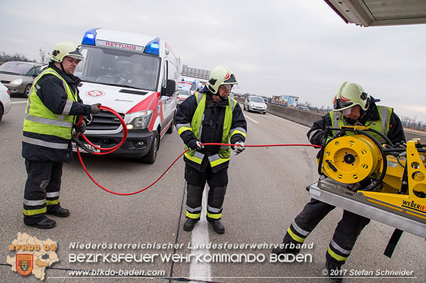 20170210 Massenunfall auf der A2 Südautobahn RFb Wien Foto: © Stefan Schneider BFK Baden