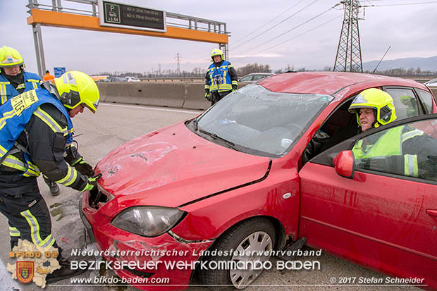20170210 Massenunfall auf der A2 Südautobahn RFb Wien Foto: © Stefan Schneider BFK Baden
