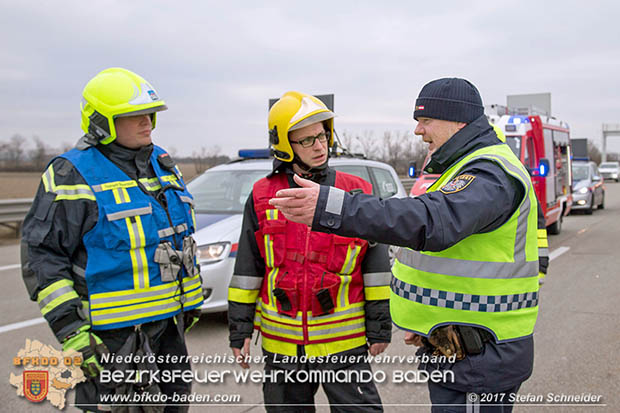 20170210 Massenunfall auf der A2 Südautobahn RFb Wien Foto: © Stefan Schneider BFK Baden