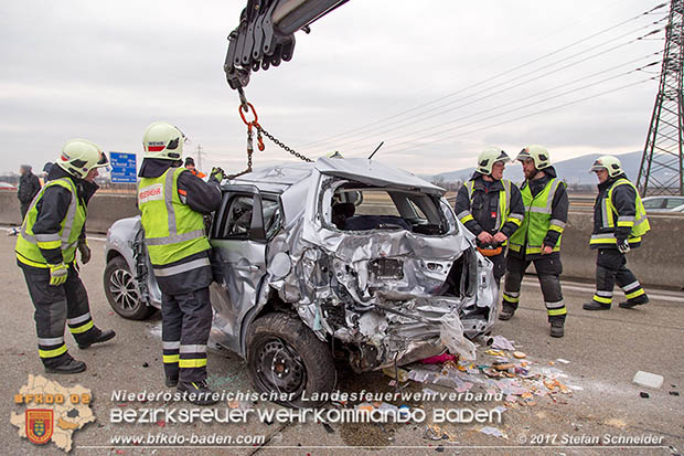 20170210 Massenunfall auf der A2 Südautobahn RFb Wien Foto: © Stefan Schneider BFK Baden