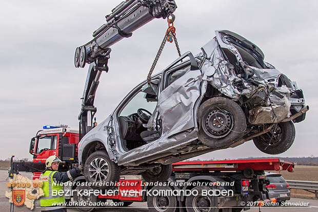 20170210 Massenunfall auf der A2 Südautobahn RFb Wien Foto: © Stefan Schneider BFK Baden