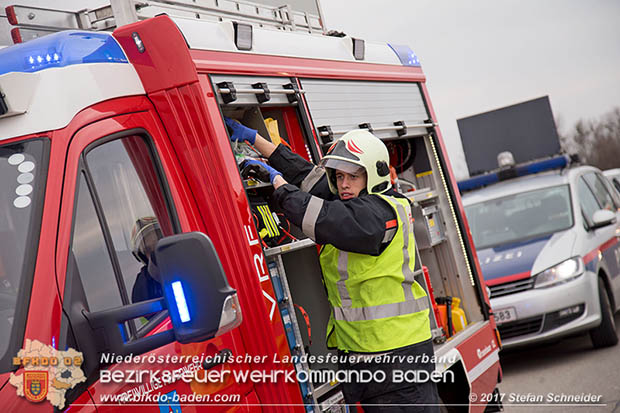 20170210 Massenunfall auf der A2 Südautobahn RFb Wien Foto: © Stefan Schneider BFK Baden