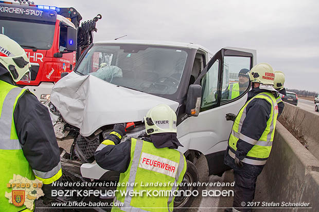 20170210 Massenunfall auf der A2 Südautobahn RFb Wien Foto: © Stefan Schneider BFK Baden