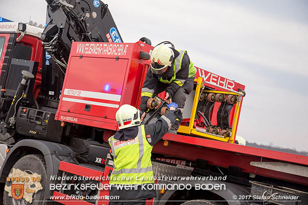20170210 Massenunfall auf der A2 Südautobahn RFb Wien Foto: © Stefan Schneider BFK Baden