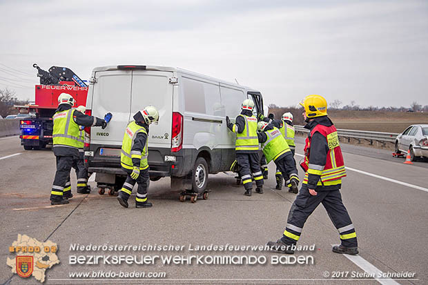 20170210 Massenunfall auf der A2 Südautobahn RFb Wien Foto: © Stefan Schneider BFK Baden