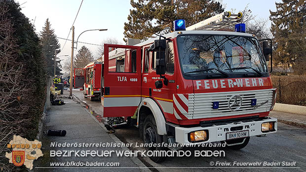 20170214 Müllwagen Lkw geriet in Baden Ortsteil Weikersdorf in Brand  Foto: © Stefan Schneider FF Baden-Stadt