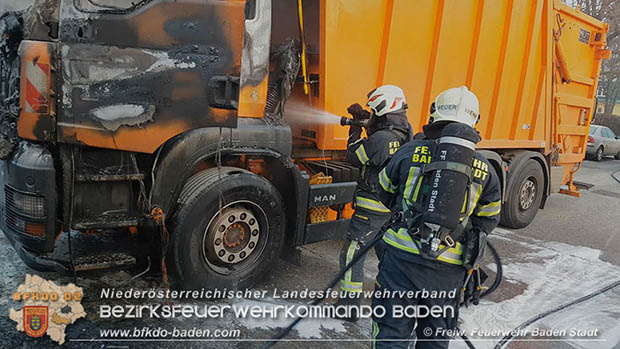 20170214 Müllwagen Lkw geriet in Baden Ortsteil Weikersdorf in Brand  Foto: © Stefan Schneider FF Baden-Stadt