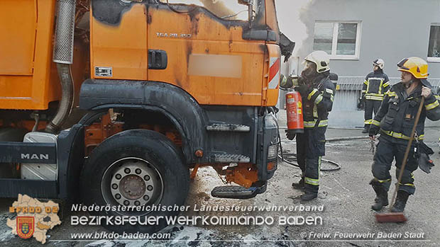 20170214 Müllwagen Lkw geriet in Baden Ortsteil Weikersdorf in Brand  Foto: © Stefan Schneider FF Baden-Stadt