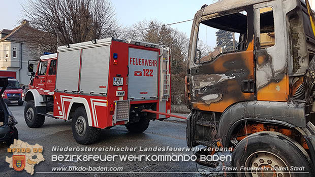 20170214 Müllwagen Lkw geriet in Baden Ortsteil Weikersdorf in Brand  Foto: © Stefan Schneider FF Baden-Stadt