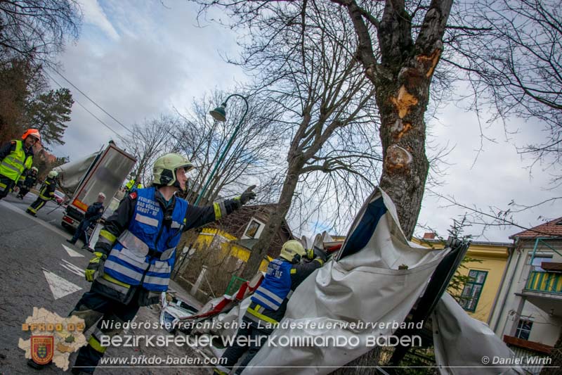 20170217 LKW Unfall in Bad Voeslau  Foto: © Daniel Wirth