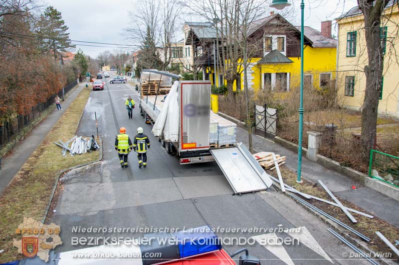 20170217 LKW Unfall in Bad Vöslau  Foto: © Daniel Wirth