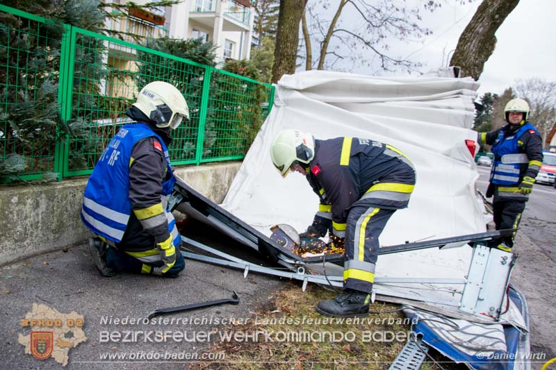 20170217 LKW Unfall in Bad Voeslau  Foto: © Daniel Wirth