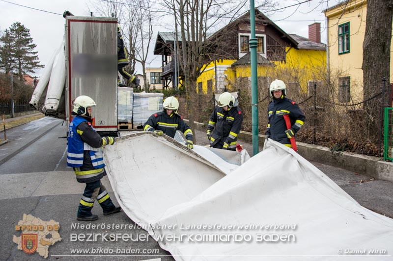 20170217 LKW Unfall in Bad Voeslau  Foto: © Daniel Wirth