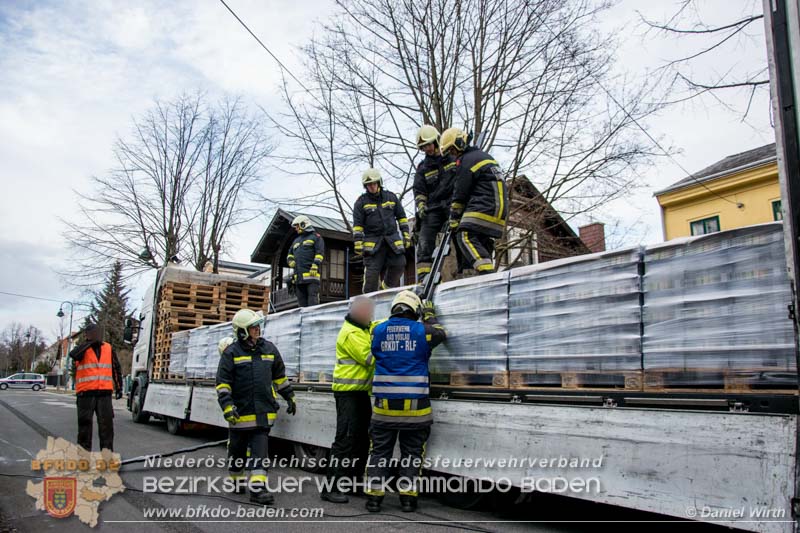 20170217 LKW Unfall in Bad Voeslau  Foto: © Daniel Wirth