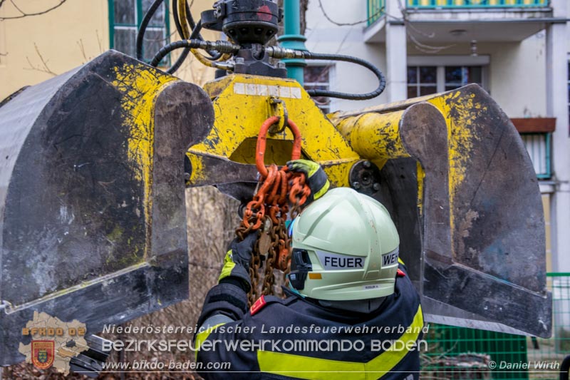 20170217 LKW Unfall in Bad Voeslau  Foto: © Daniel Wirth