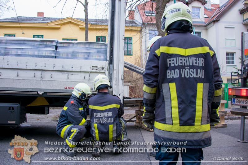 20170217 LKW Unfall in Bad Voeslau  Foto: © Daniel Wirth