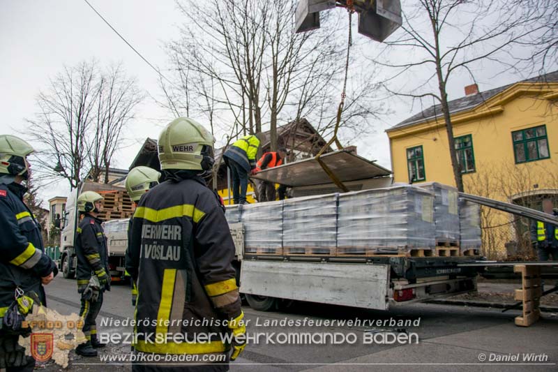 20170217 LKW Unfall in Bad Voeslau  Foto: © Daniel Wirth