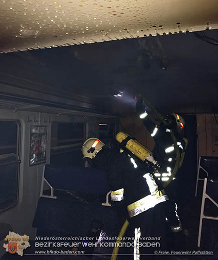 20170227 Brand einer S-Bahn auf der Suedbahnstrecke in Pfaffstaetten  Foto: © Bernhard Deneke